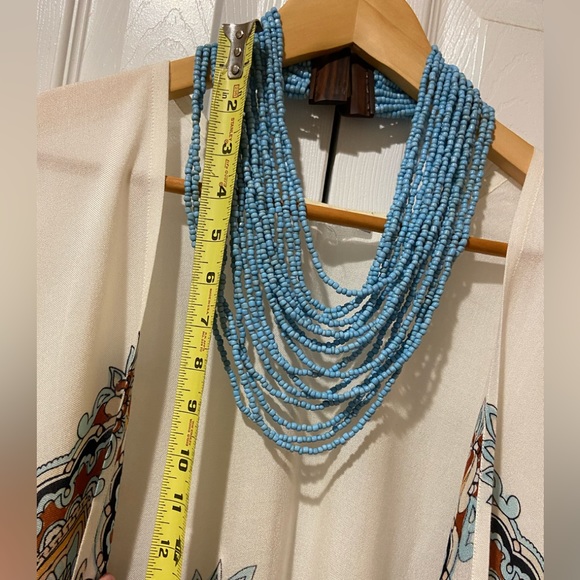 Beautiful Blue Muti-Strand Beaded Necklaces with Woden Clasp - Picture 6 of 7